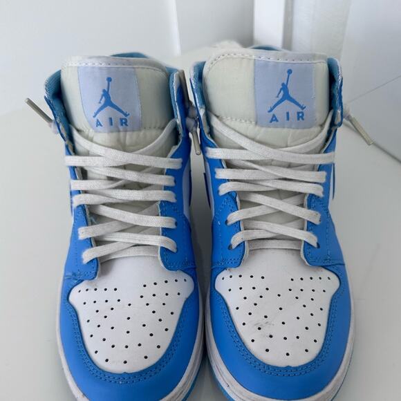 Air Jordan 1 Mid women retro UNC - 554724-106 Sz7 blue white distressed vibe - Picture 7 of 11